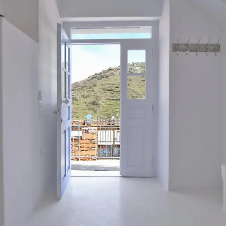 Apartamento Fully Renovated In The Heart Of Ioulida On The Island Of Kea *