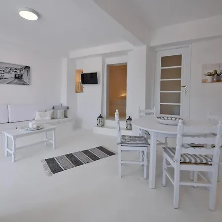 Fully Renovated In The Heart Of Ioulida On The Island Of Kea * Ioulis