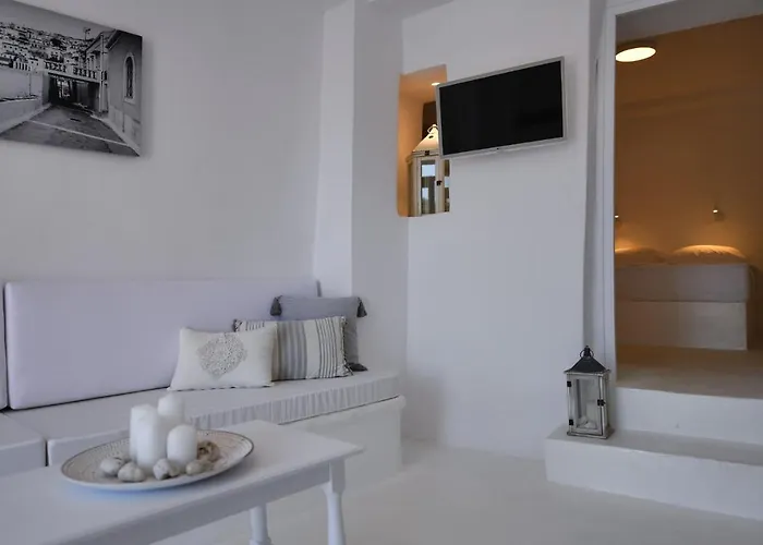 Fully Renovated In The Heart Of Ioulida On The Island Of Kea Ioulis